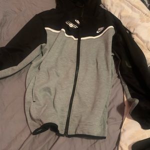 Men’s tracksuit
